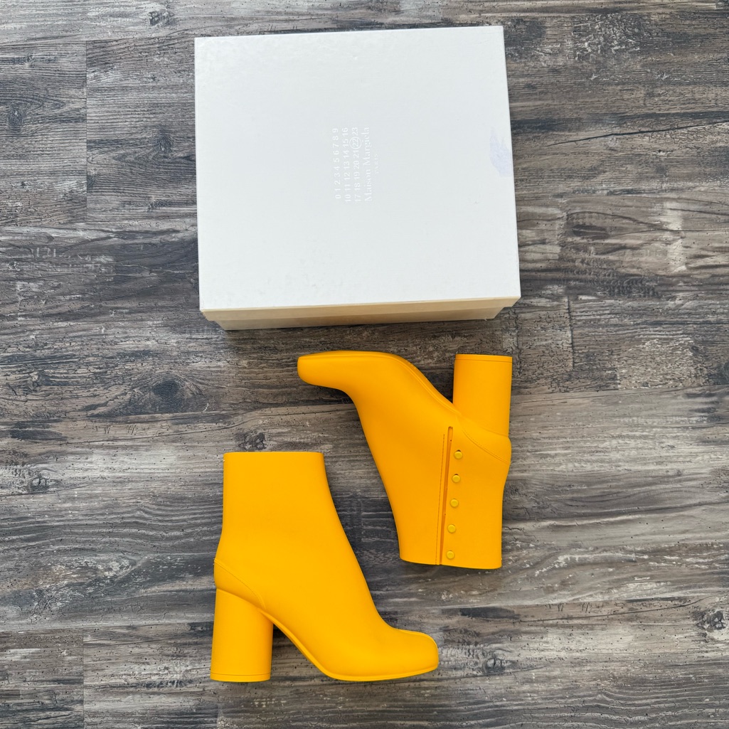 Nwt - Maison Margiela Rubber Tabi Boots